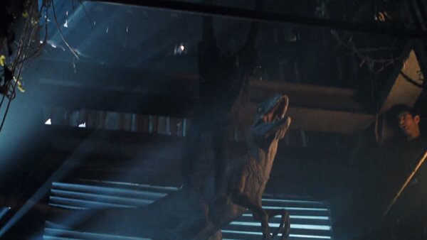 Alien Romulus Get Away From Her