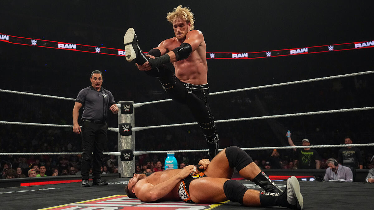 WWE Raw Logan Paul LA Knight