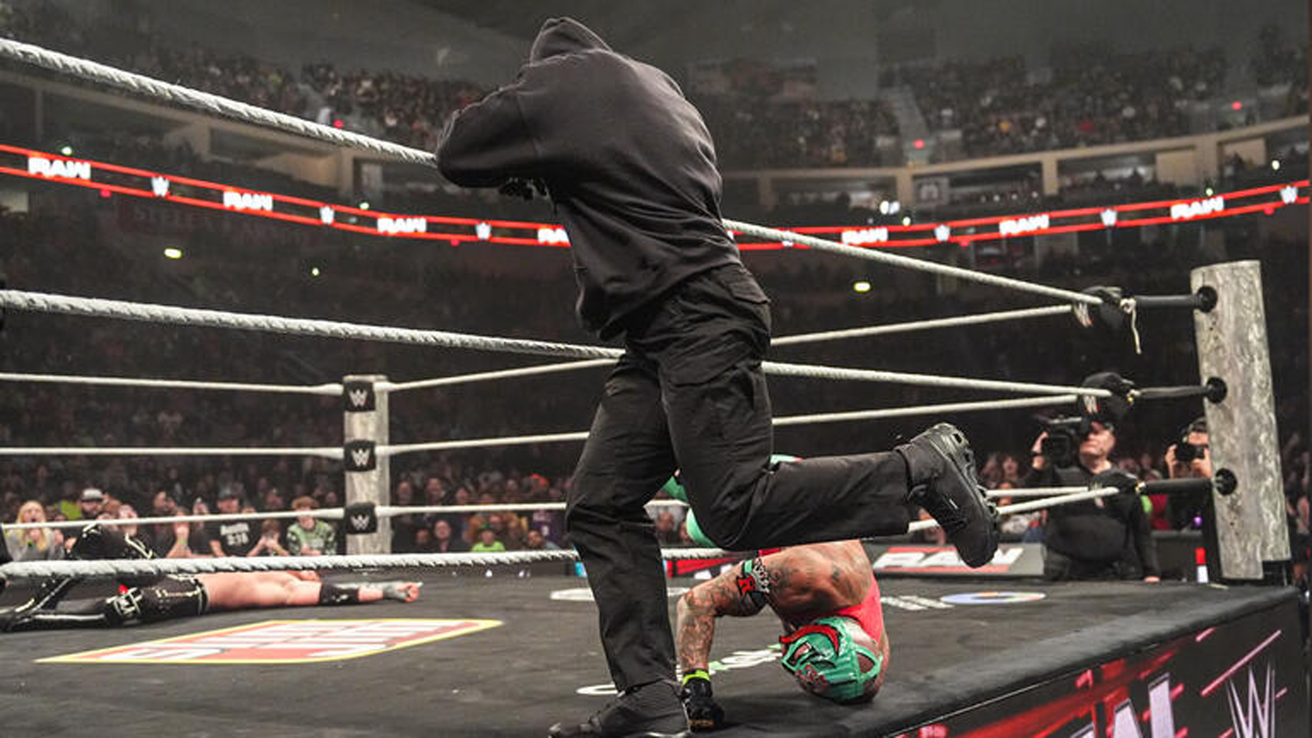 WWE Raw Logan Paul Austin Theory Rey Mysterio