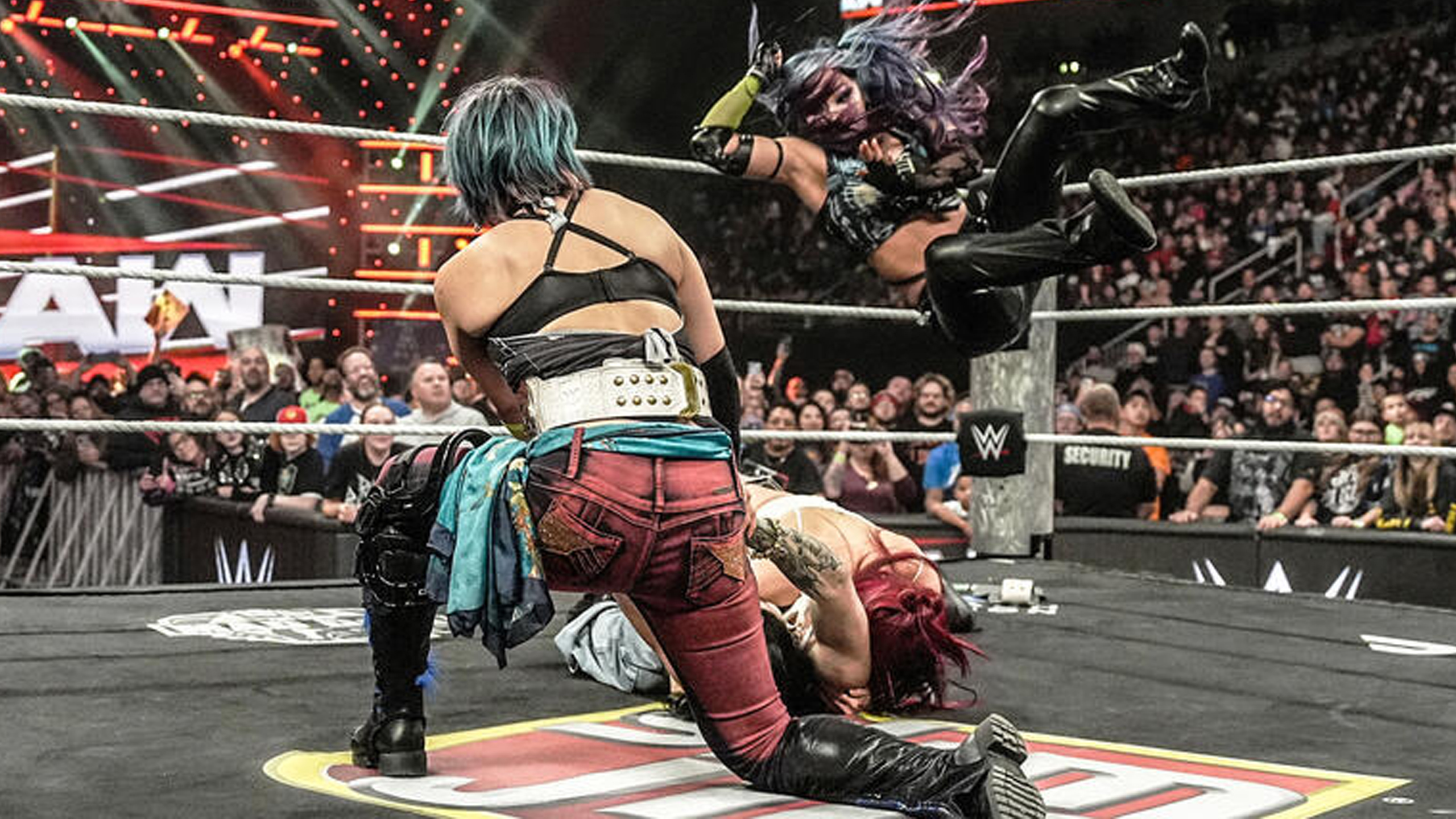 WWE Raw Kabuki Warriors Asuka Kairi Sane Rhea Ripley Iyo Sky