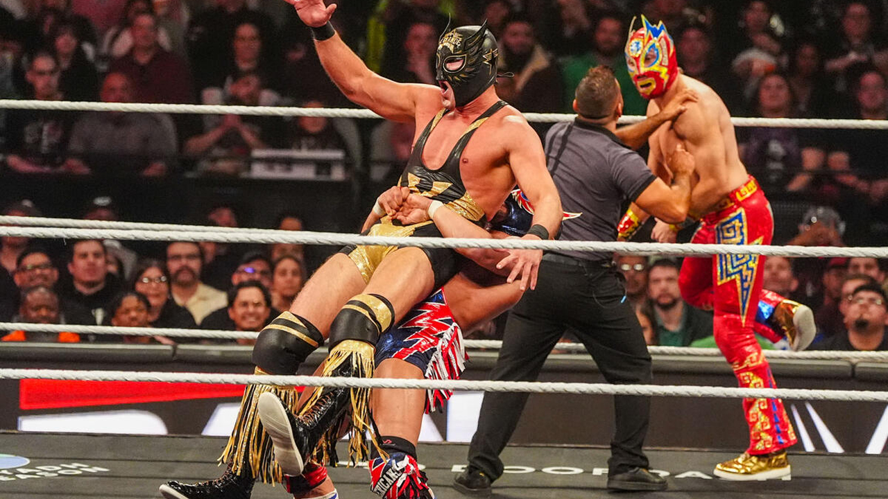 WWE Raw El Grande Americano