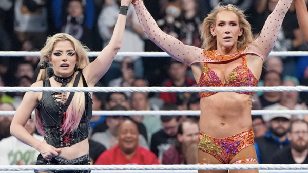 Charlotte Flair Alexa Bliss