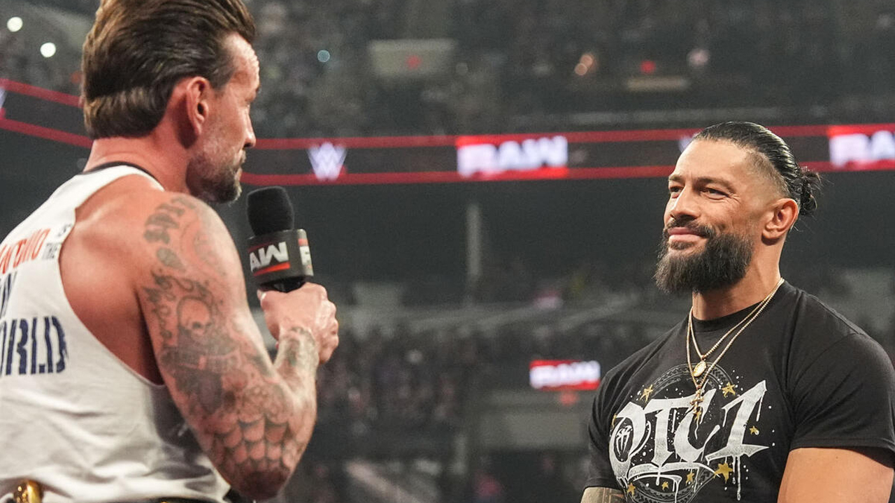 WWE Raw CM Punk Roman Reigns