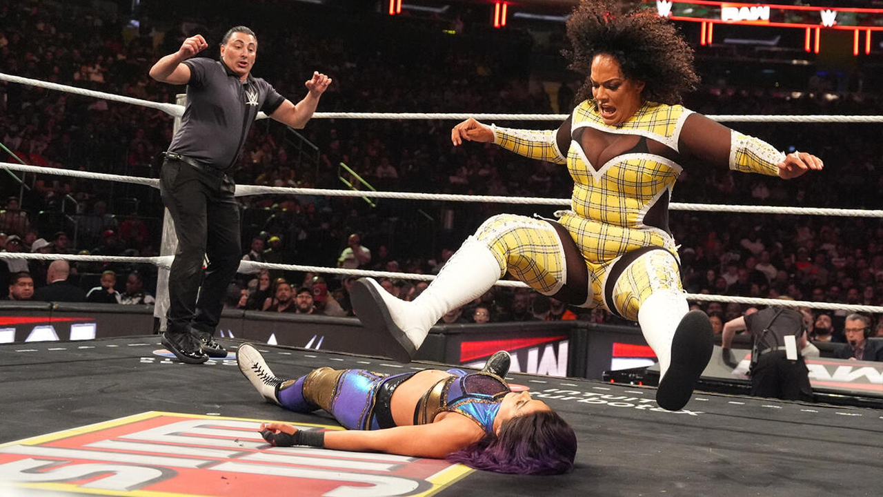 WWE Raw Bayley Nia Jax