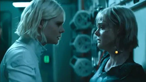 Predator: Badlands Elle Fanning