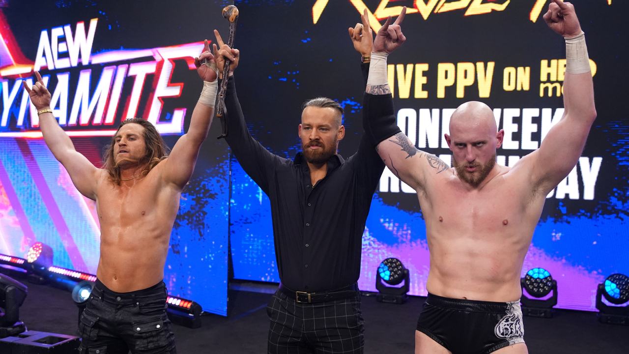 AEW Dynamite Clark Connors David Finlay Gabe Kidd Bullet Club The Dogs