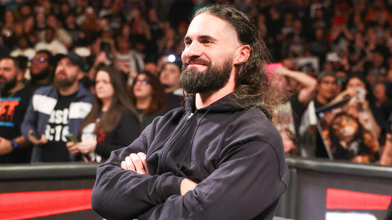 WWE Raw Seth Rollins