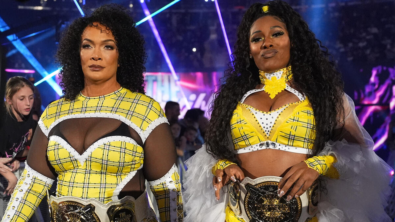 The Irresistible Forces Nia Jax Lash Legend