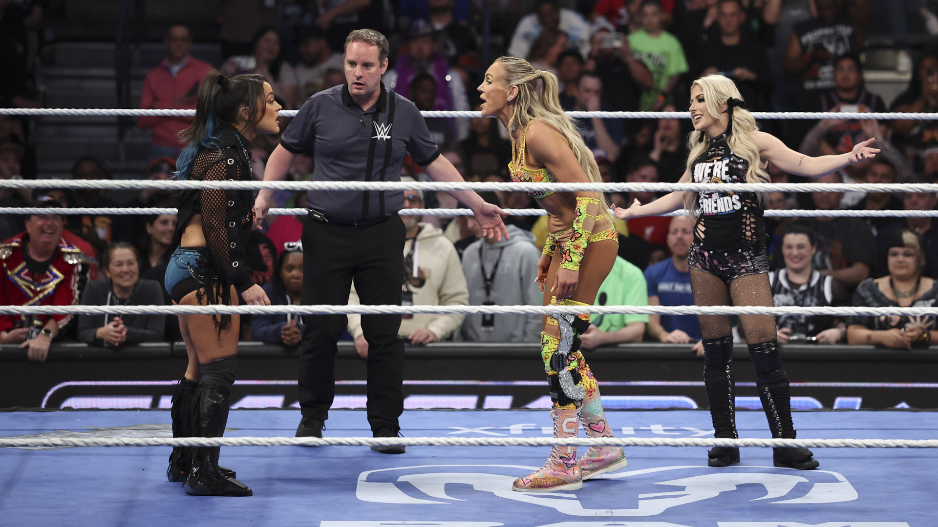 Charlotte Flair Alexa Bliss Lyra Valkyria Bayley