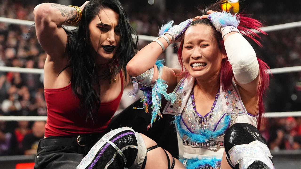 WWE Raw Rhea Ripley Iyo Sky