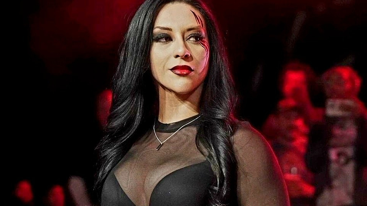 Long-Missing WWE Star Returning Very, Very Soon (WWE News)