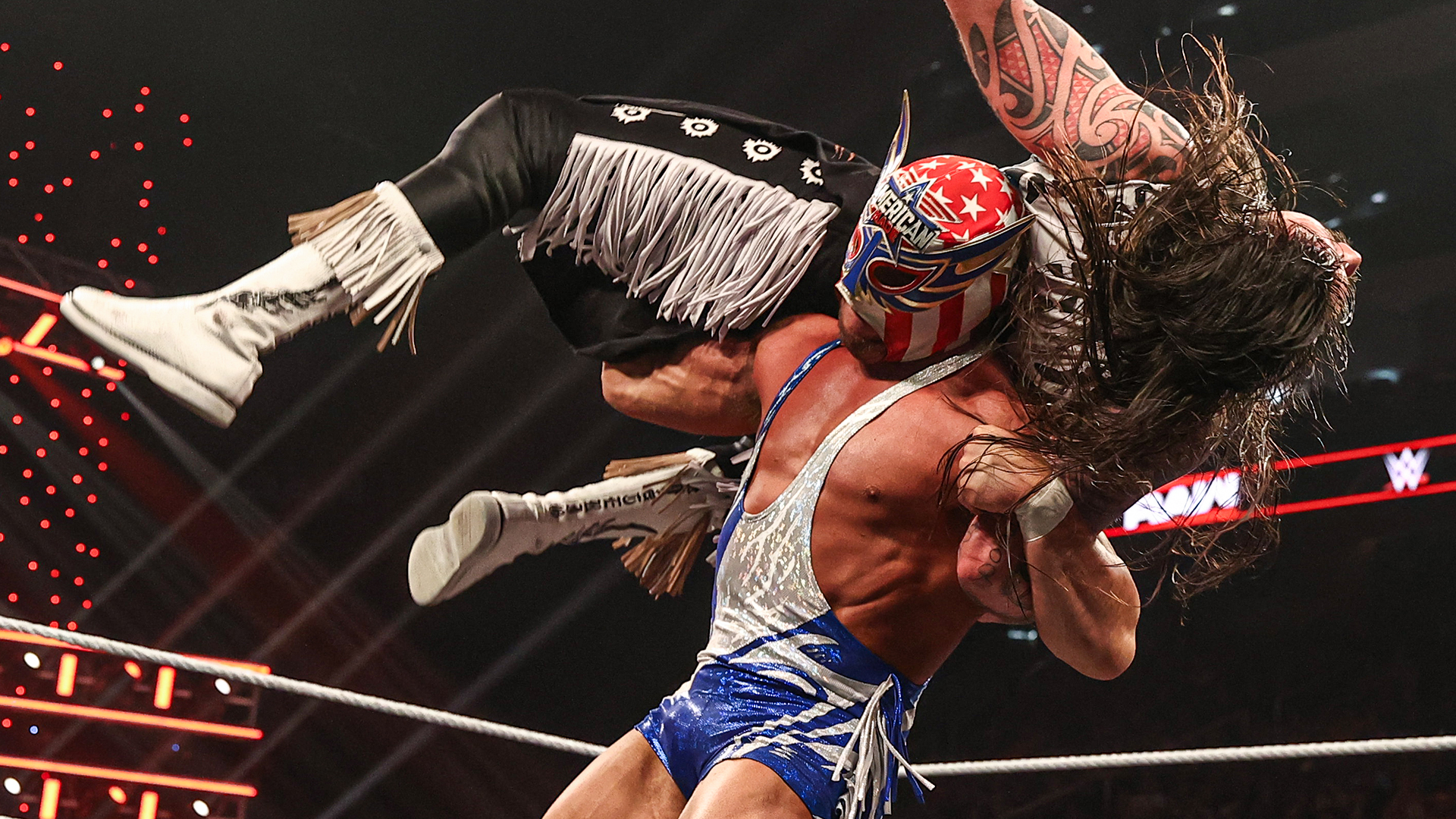 Dominik Mysterio El Grande Americano