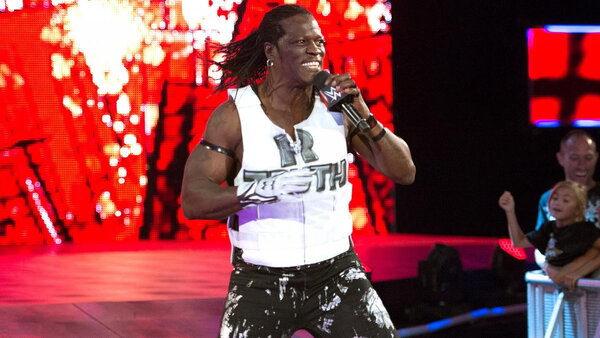 R Truth Entrance