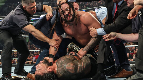 WWE Backlash 2026 Roman Reigns Jacob Fatu Tongan Death Grip