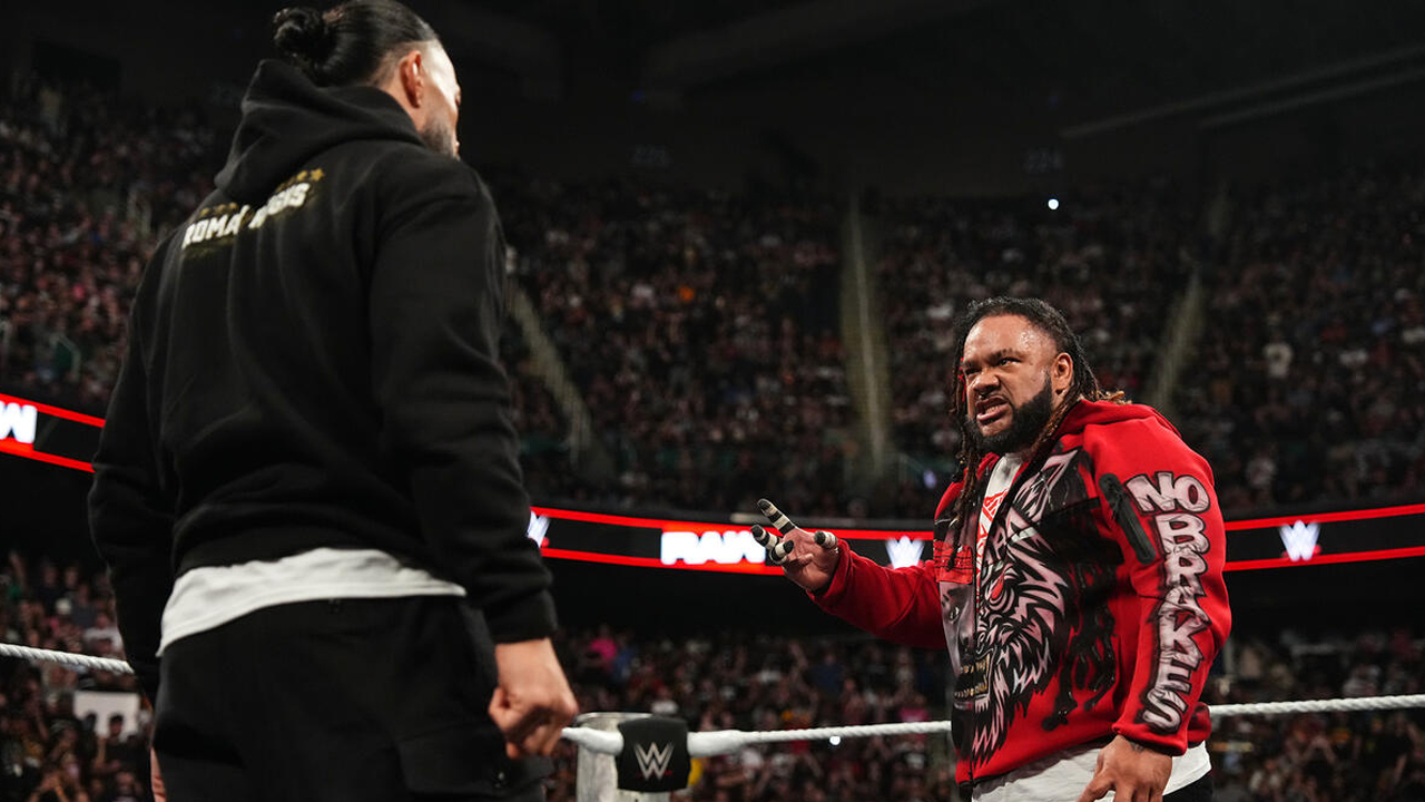 WWE Raw Roman Reigns Jacob Fatu