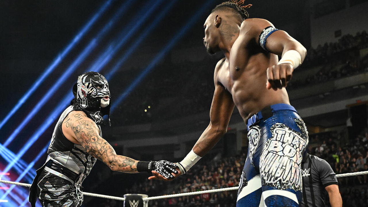 WWE Raw Penta Je'Von Evans