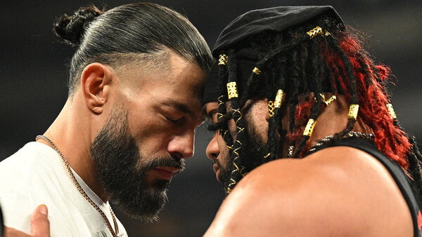 WWE Raw Roman Reigns Jacob Fatu