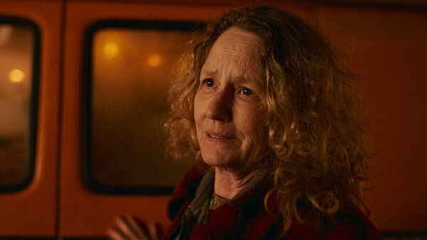 Passenger Melissa Leo