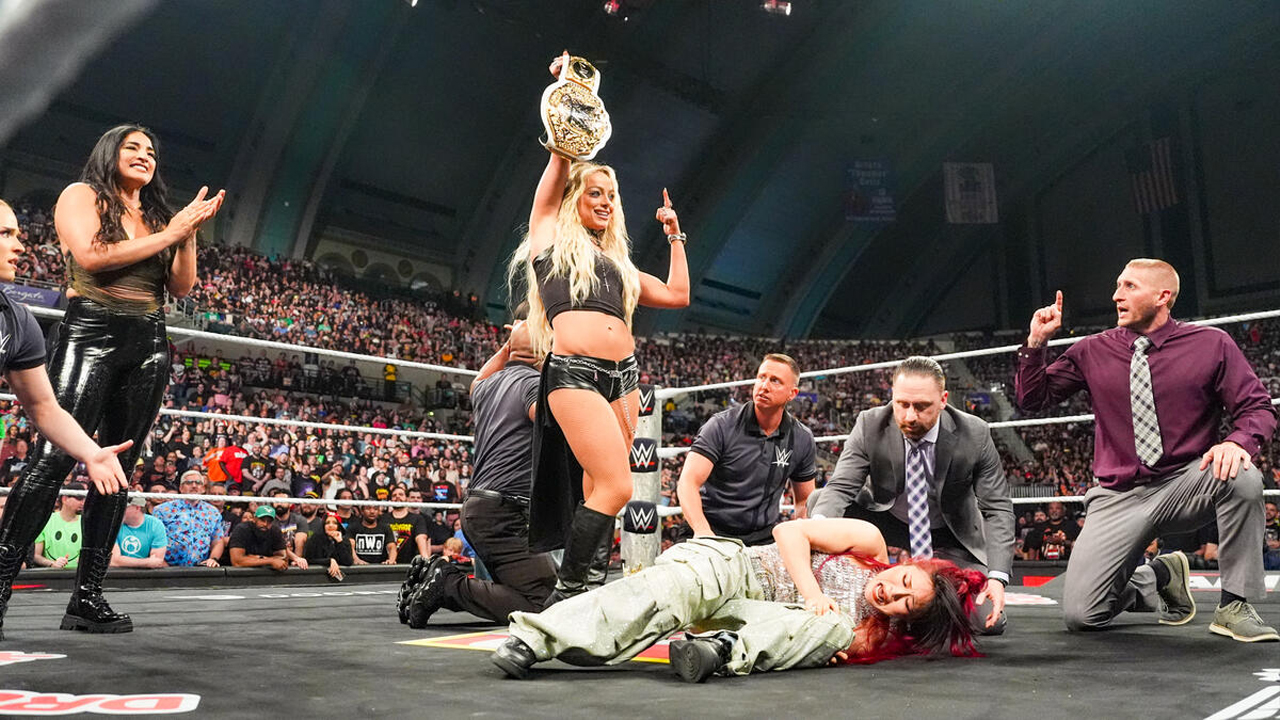 WWE Raw The Judgment Day Raquel Rodriguez Liv Morgan Iyo Sky