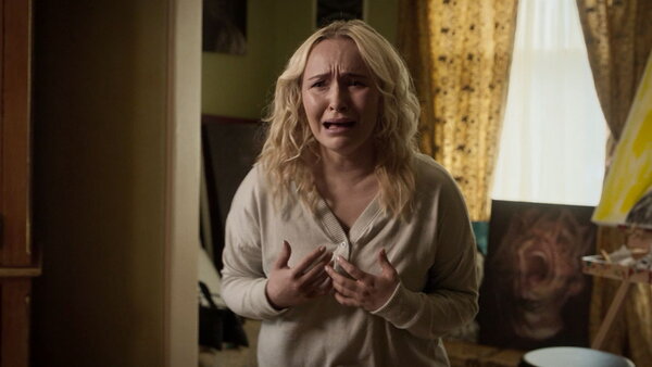 Sleepwalker Hayden Panettiere