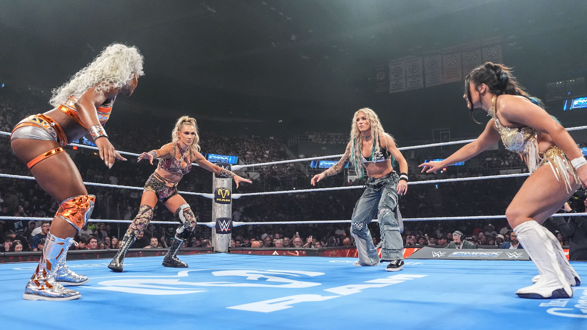 Charlotte Flair Sol Ruca Jade Cargill Lyra Valkyria