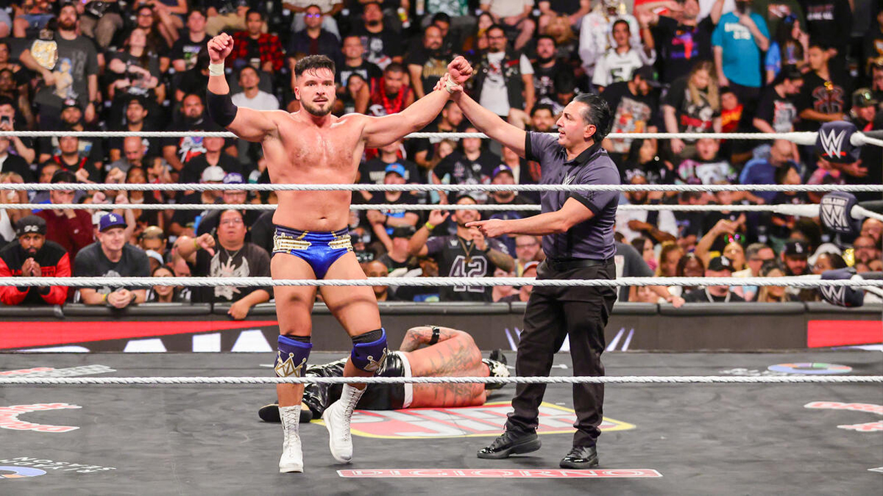 WWE Raw Ethan Page Rey Mysterio