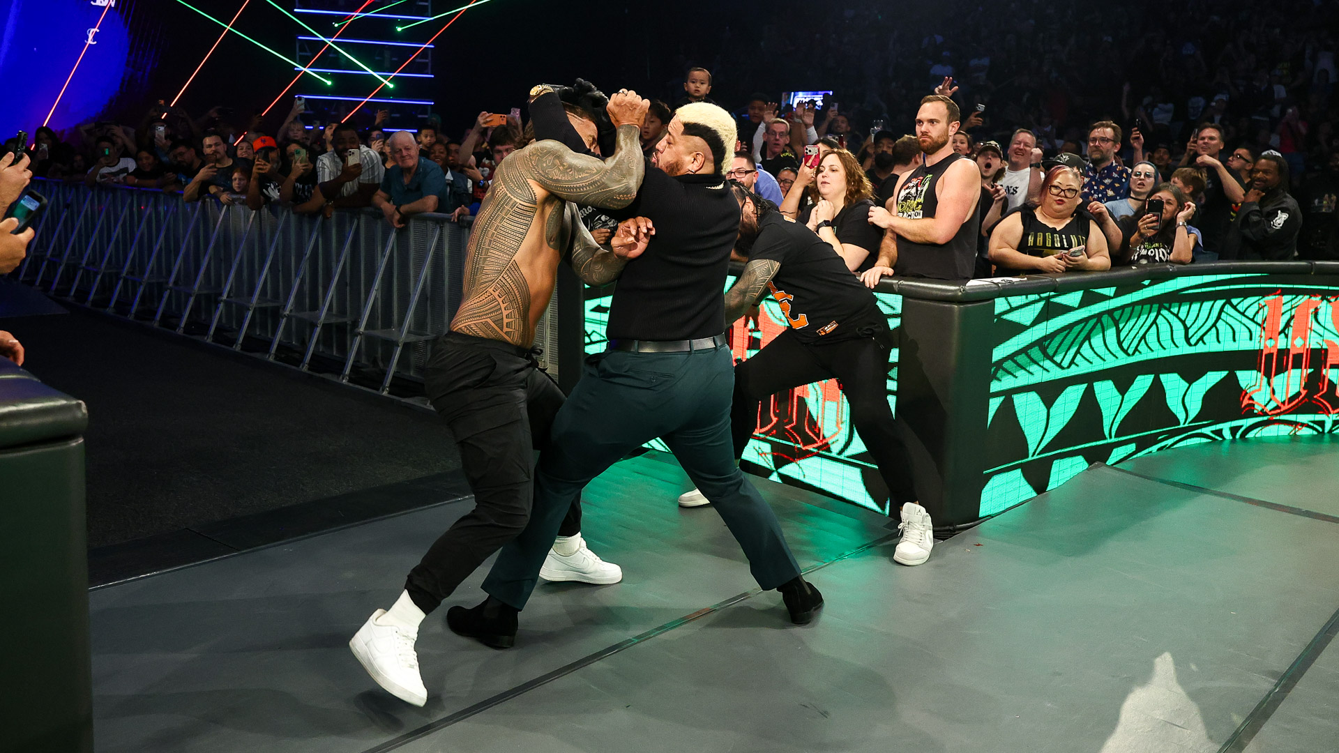 The Bloodline Usos Solo Sikoa