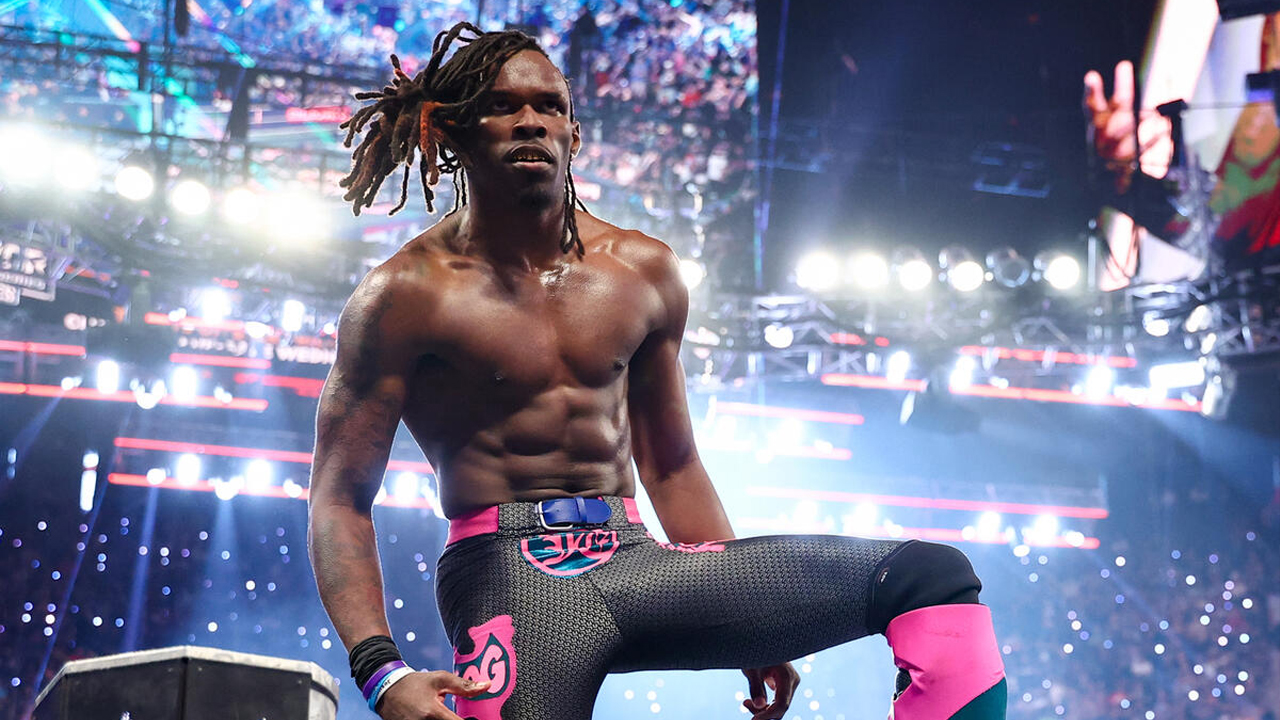 WWE Raw Je'Von Evans