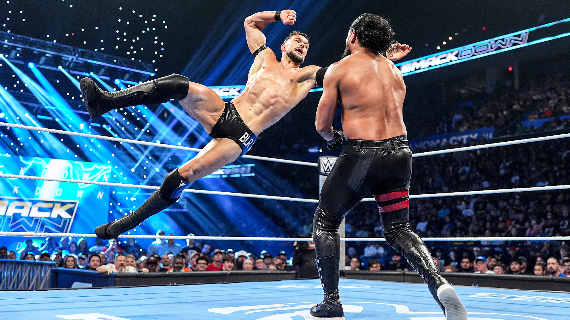 Finn Balor Tama Tonga