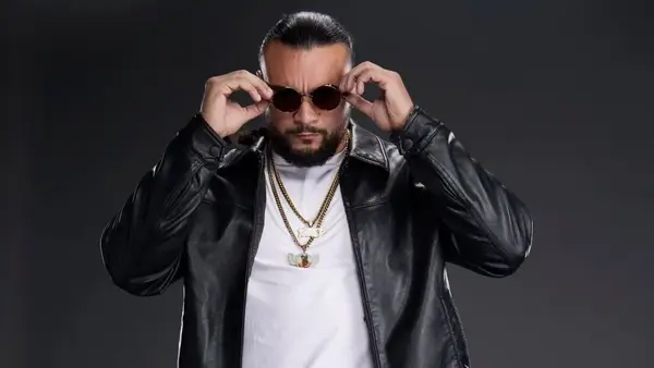 Mike Santana Explains New WWE Ring Name, Cruz Montana (WWE News)
