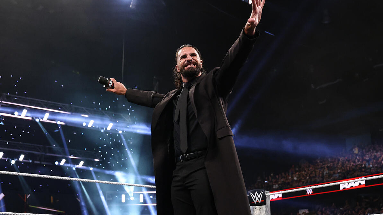 WWE Raw Seth Rollins