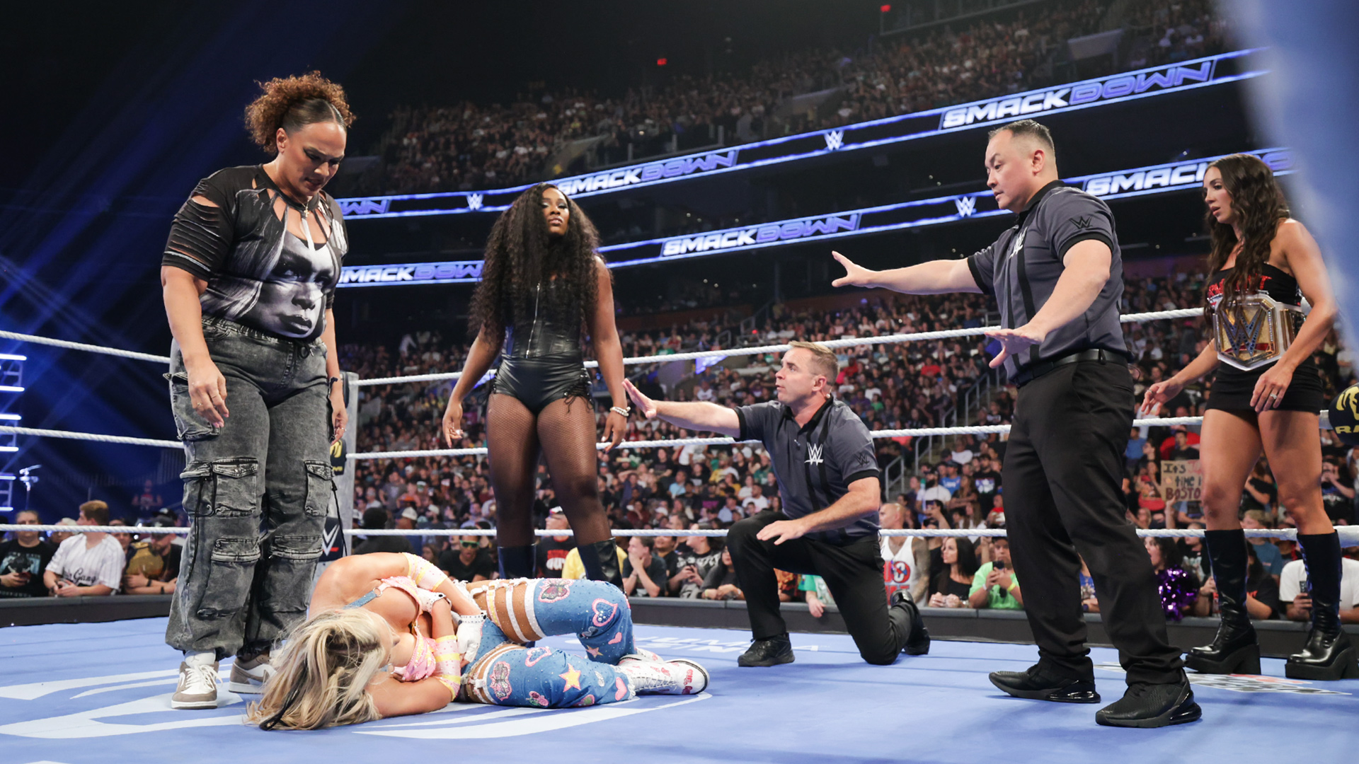 Chelsea Green Tiffany Stratton Nia Jax Lash Legend