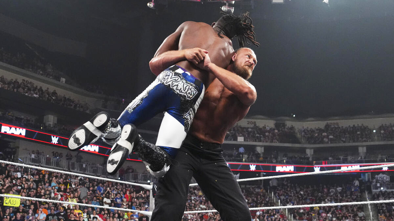 WWE Raw Je'Von Evans Big Cass
