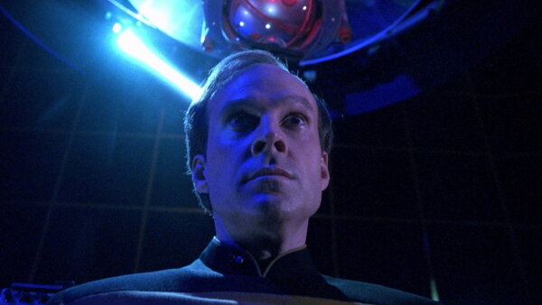 Reg Barclay the super computer