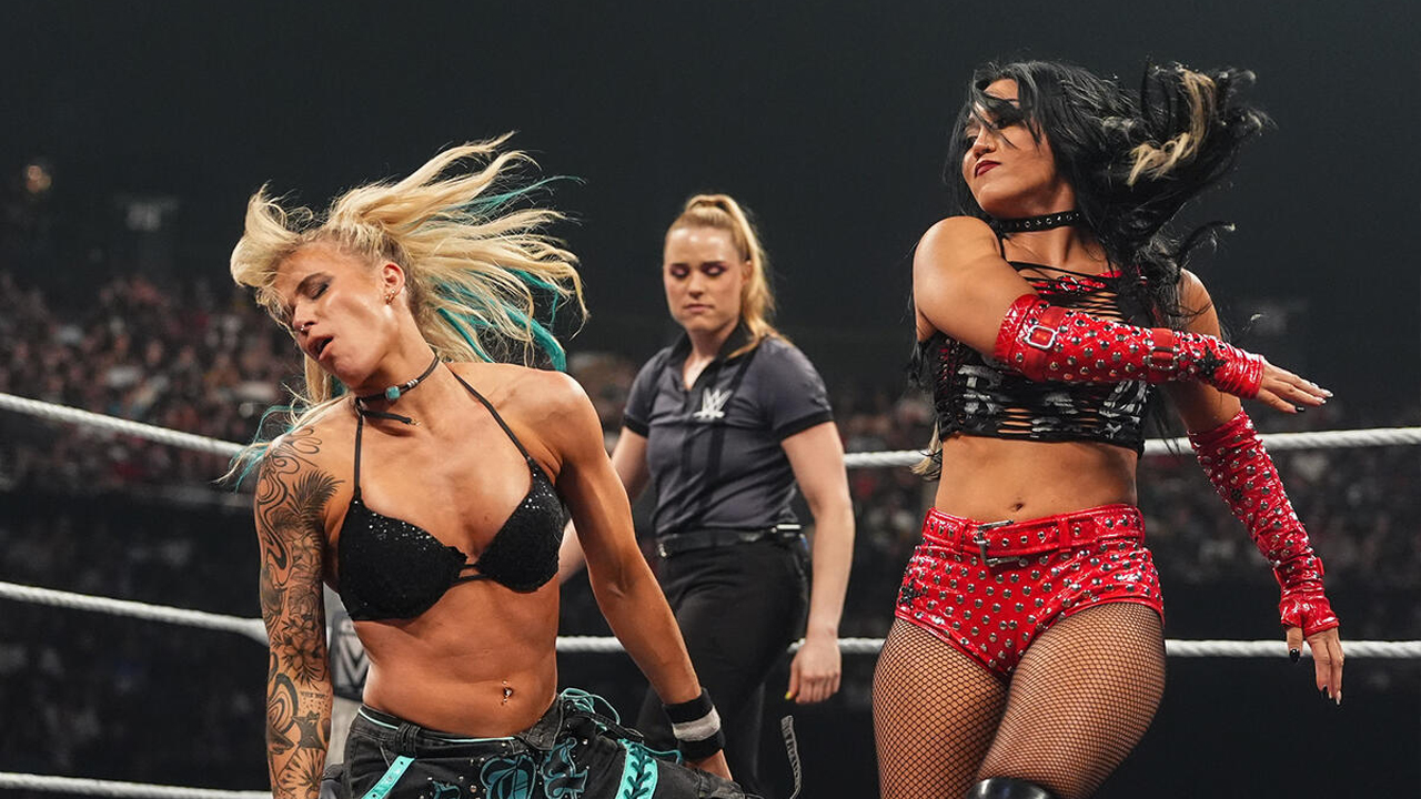 WWE Raw Sol Ruca Roxanne Perez
