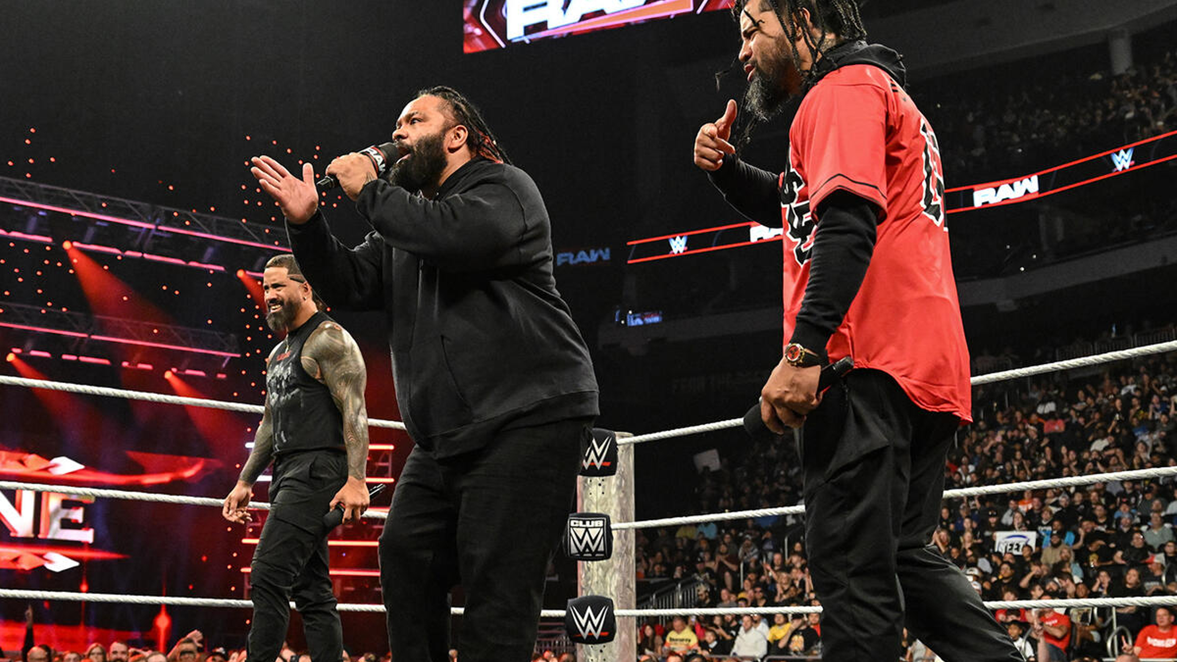 WWE Raw The Bloodline The Usos Jey Uso Jimmy Uso Jacob Fatu