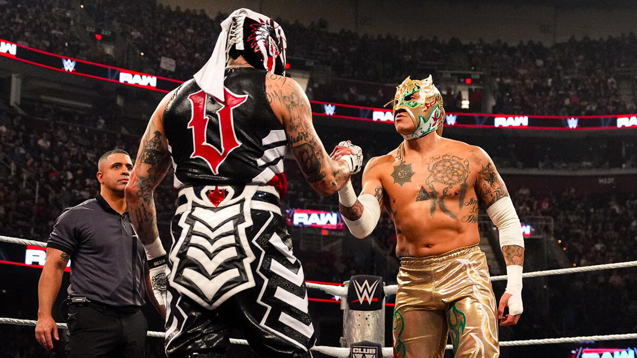 WWE Raw Penta Rey Fenix