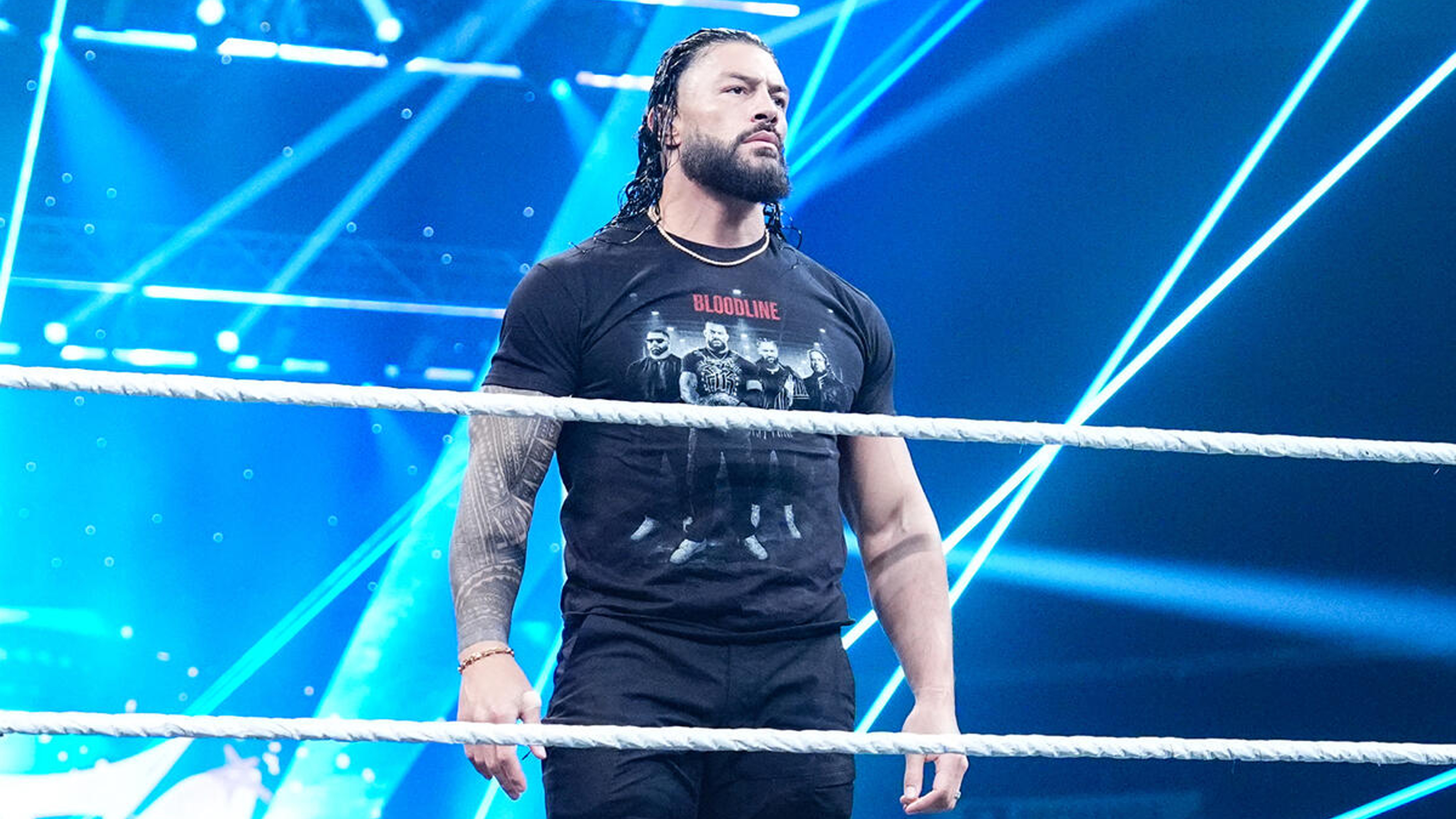 WWE Raw Roman Reigns