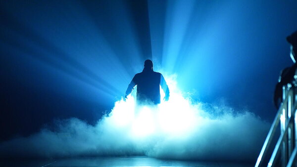 Report: WWE Wrestlers "HESITANT" To Work With Top Raw Star (WWE News)